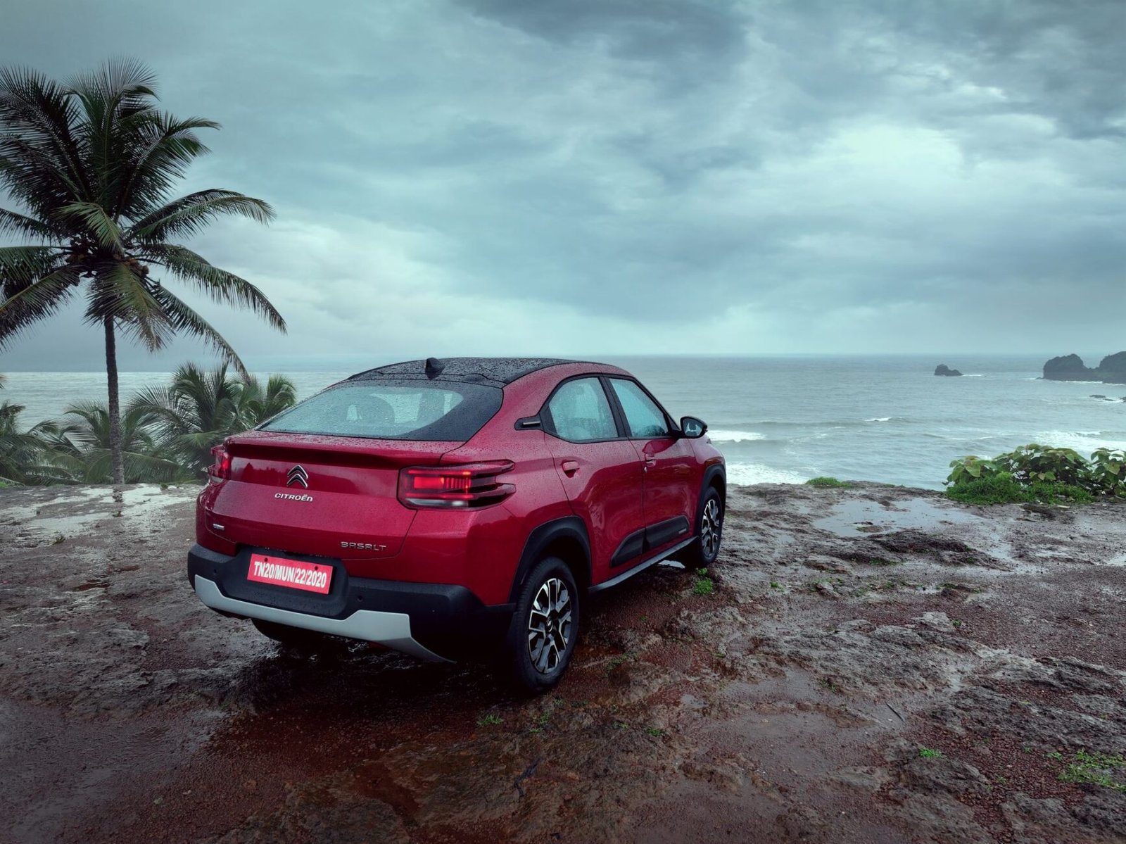 Citroen Basalt stationary, rear three-fourths