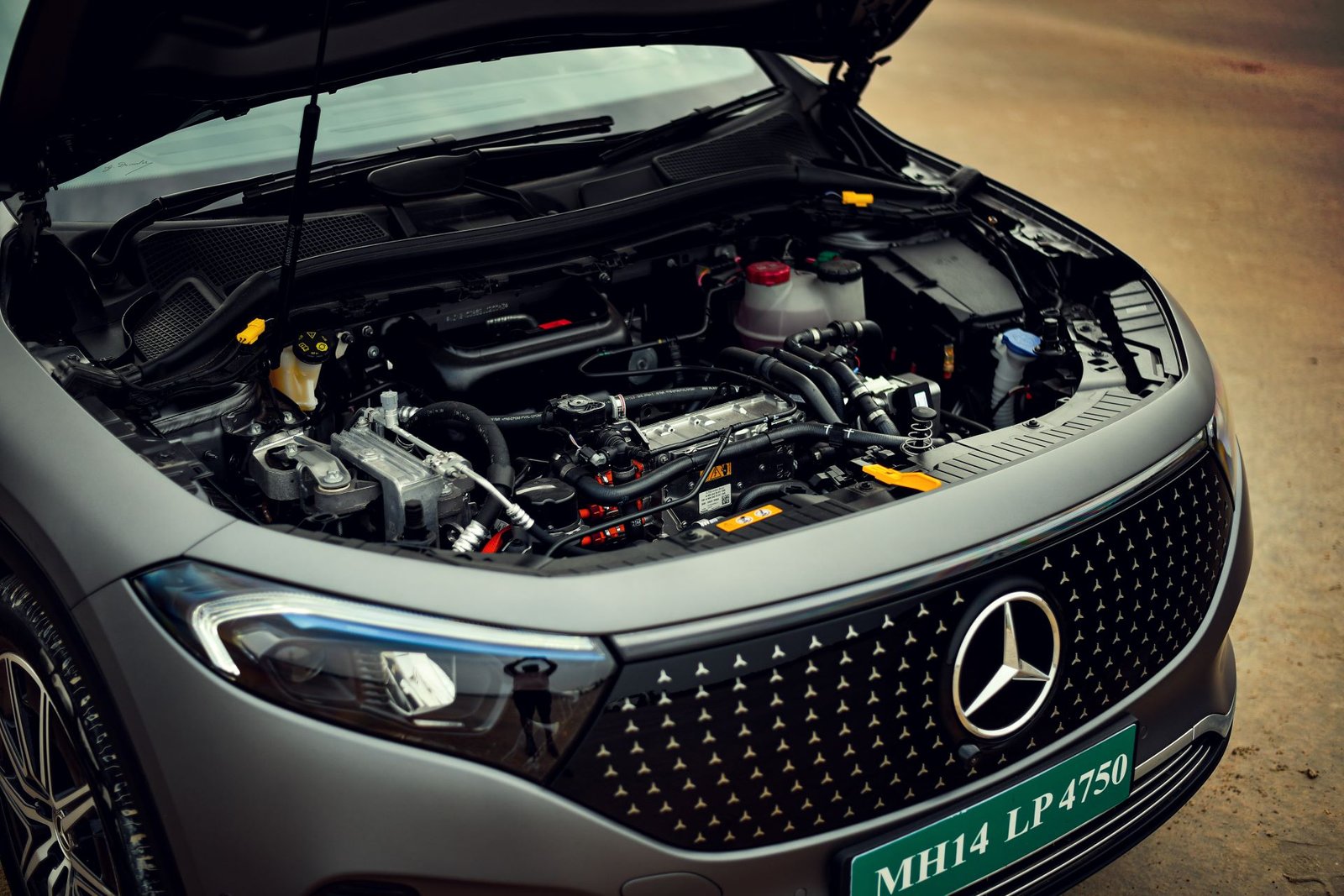 Mercedes-Benz EQA under the hood
