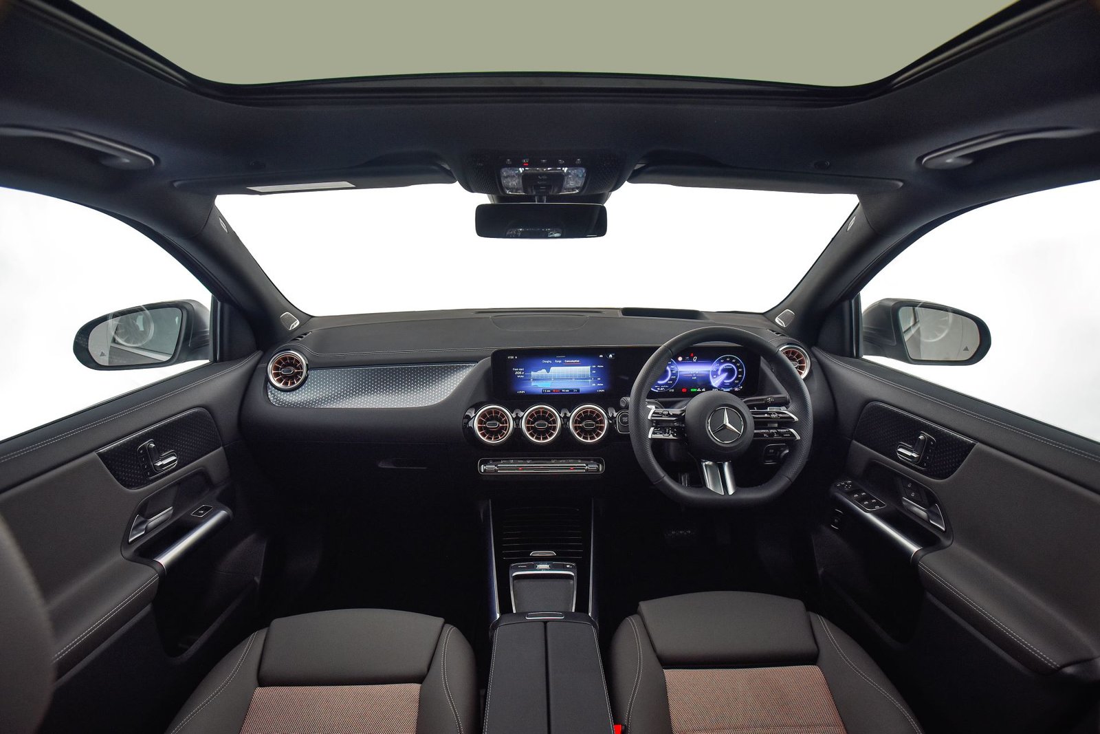 Mercedes-Benz EQA interior